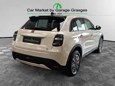 Fiat 600 Red Edition (2024) - Photo 5