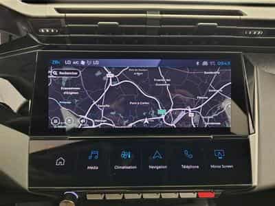 Peugeot 408 1.2 Hybrid 136cv e-DCS6 Allure Pack NAVI / CARPLAY / CAMERA (2025) - Photo 11