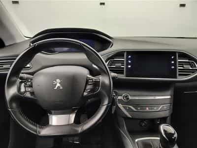 Peugeot 308 1.5 BlueHDi Allure S&S (2021) - Photo 9