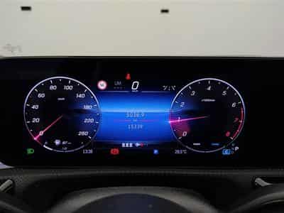 Mercedes CLA 180 CLA 180 DCT Pack AMG Navi / Led / PDC+Caméra (2025) - Foto 10