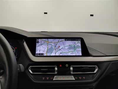 BMW 118 118iA Pack M NAVI / CARPLAY / CAMERA / TO PANO (2024) - Photo 11