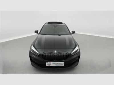 BMW 118 118iA Pack M NAVI / CARPLAY / CAMERA / TO PANO (2024) - Photo 4