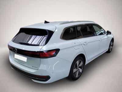 VW Passat (2025) - Foto 2