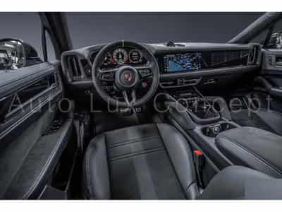 Porsche Cayenne Turbo E-Hybrid Coupé avec Pack GT (2026) - Photo 11