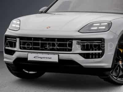 Porsche Cayenne Turbo E-Hybrid Coupé avec Pack GT (2026) - Photo 7