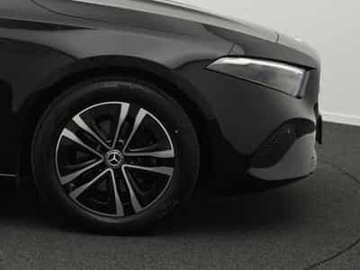 Mercedes A 180 d Kompaktlimousine LED+Kamera+Apple+MBUX (2025) - Photo 6