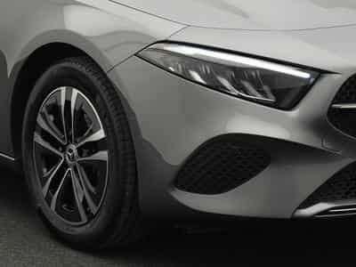 Mercedes A 180 Kompaktlimousine LED+Kamera+Apple+MBUX (2025) - Photo 7