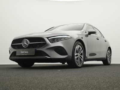 Mercedes A 180 Kompaktlimousine LED+Kamera+Apple+MBUX (2025) - Photo 8