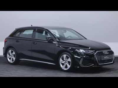 Audi A3 35 TFSI 150 S-LINE (2022) - Photo 3