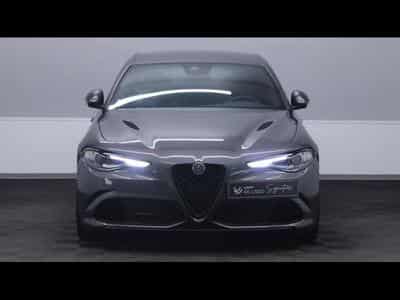 Alfa-Romeo Giulia 2.9 V6 510 Quadrifoglio (2021) - Photo 2