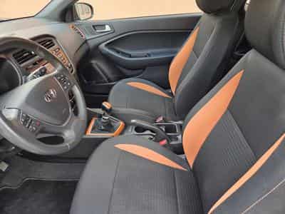 Hyundai i20 Coupé Sport 120 CV Garantie 12 Mois (2017) - Photo 14