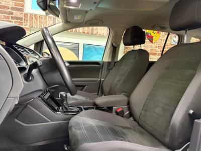 VW Touran Touran 2.0 TDi 150cv Auto HIGHLINE (7Places) (2019) - Photo 5