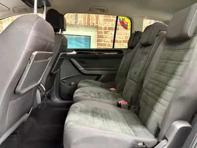 VW Touran Touran 2.0 TDi 150cv Auto HIGHLINE (7Places) (2019) - Photo 6