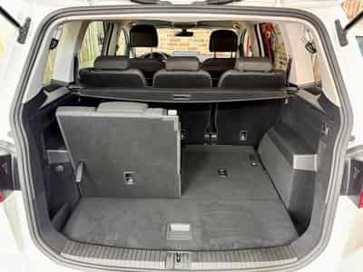 VW Touran Touran 2.0 TDi 150cv Auto HIGHLINE (7Places) (2019) - Photo 7
