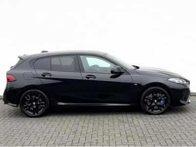 BMW M135 M135 xDrive /LED/HUD/H&amp;K/CAM/GARANTIE/ (2024) - Foto 4