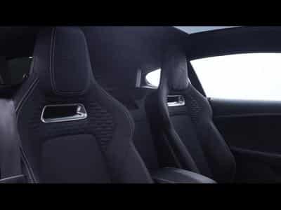 Jaguar F-Type P450 R-Dynamic RWD Auto (2024) - Photo 13