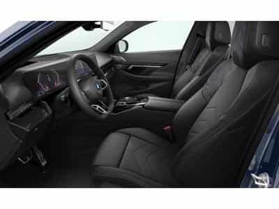 BMW Série 5 550e xDrive Berline (2025) - Photo 6