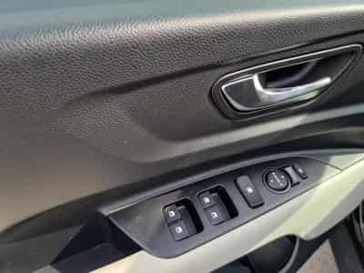 Kia Stonic GT Line 1.0 T-GDI 100 DCT (2026) - Foto 11