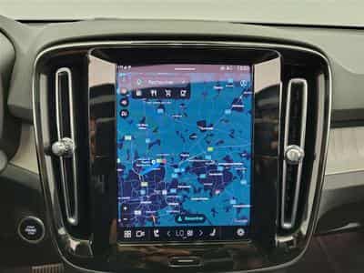 Volvo XC40 2.0 B3 MHEV Ultra Dark Limited Edition DCT (2024) - Photo 11