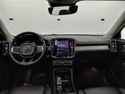 Volvo XC40 2.0 B3 MHEV Ultra Dark Limited Edition DCT (2024) - Photo 8