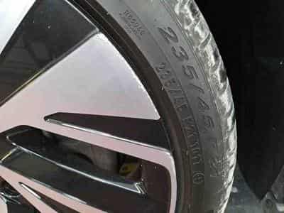 VW ID.4 Standard (2023) - Foto 11