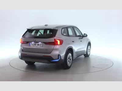 Bmw iX1 xDrive30 (2023) - Foto 3