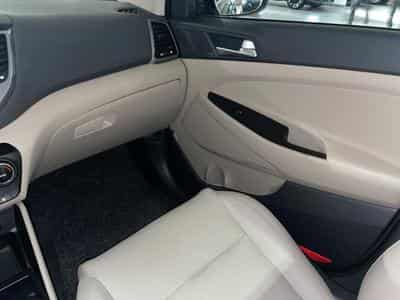 Hyundai Tucson 2.0 CRDi 136kW 4x4 Aut. Executive (2016) - Photo 9