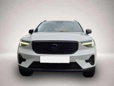 Volvo XC40 (2025) - Photo 3