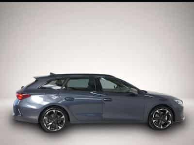 Cupra Leon (2025) - Photo 6