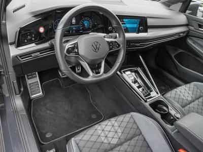 VW Golf (2024) - Foto 7