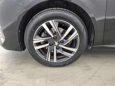 Peugeot 208 1.2i PureTech Allure Pack (2022) - Photo 6