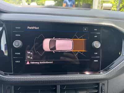 VW T-Cross VOLKSWAGEN T-CROSS R-LINE LED AUTOMATIK LEDER NAVI DIGITAL C (2019) - Foto 13