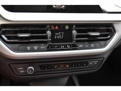 BMW 116 i CLIMA REGUL GPS PDC LED 1° MAIN (2023) - Foto 13