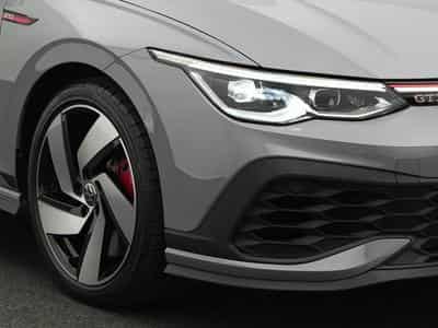 VW Golf VIII 2.0 TSI GTI Clubsport (2024) - Foto 7