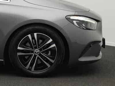 Mercedes B 180 LED+Kamera+Apple+MBUX (2024) - Foto 6