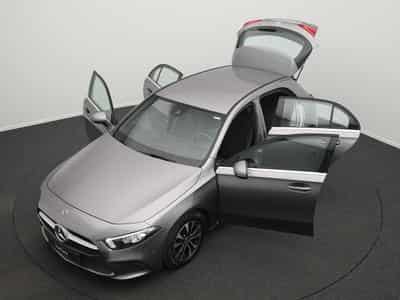 Mercedes A 180 LED+Kamera+MBUX (2022) - Foto 12