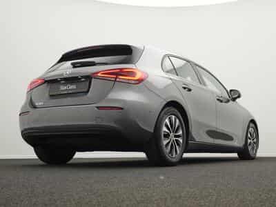 Mercedes A 180 LED+Kamera+MBUX (2022) - Foto 9