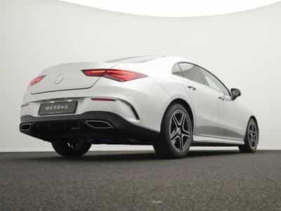 Mercedes CLA 200 Coupé (2022) - Foto 9