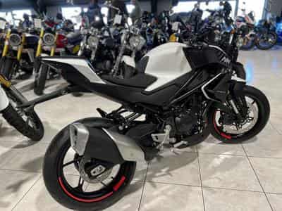 CF Moto 450 NK (2026) - Photo 3