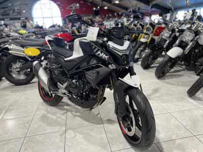CF Moto 450 NK (2026) - Photo 6