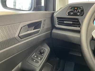 VW Caddy Maxi (2026) - Photo 9