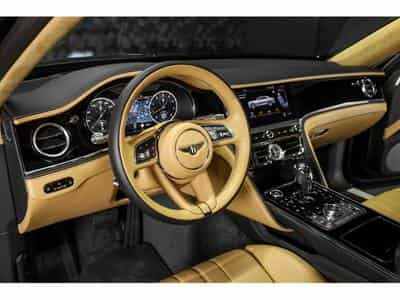 Bentley Flying Spur V8 (2021) - Foto 12
