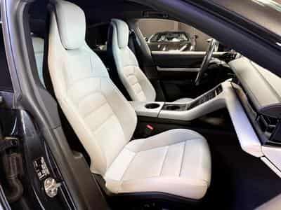 Porsche Taycan Performance Batterie / Sport Chrono / Pano / Dual Screen (2023) - Photo 14