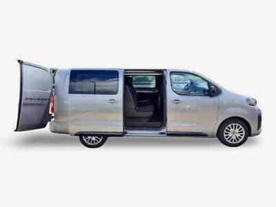 Peugeot Traveller 2.0 BlueHDI 180 AT8 Confort (2026) - Photo 4