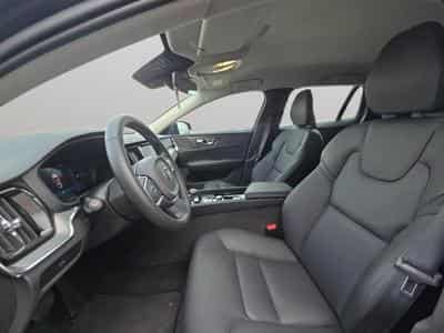 Volvo V60 B4 Core / Essence (2025) - Foto 10