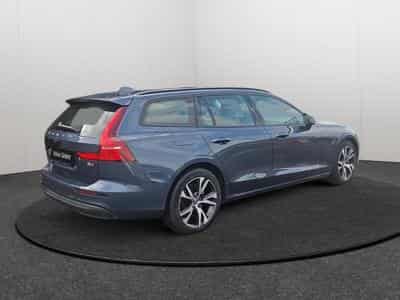 Volvo V60 B4 Core / Essence (2025) - Foto 2
