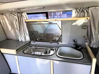 VW CALIFORNIA 2.5L TDI Generation Coach CAMP (2001) - Photo 12