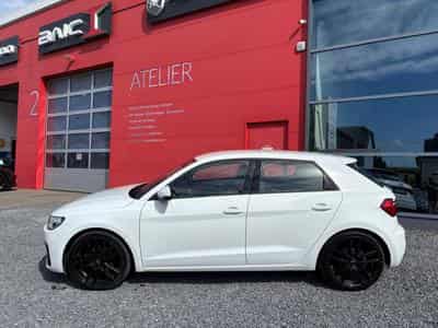 Audi A1 1.0 L TFSI (2019) - Photo 7
