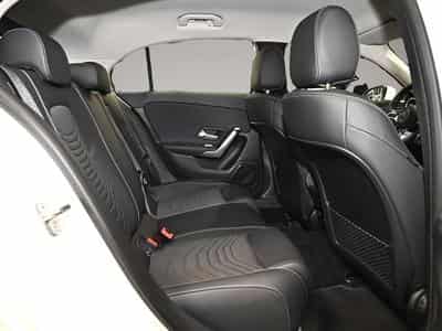 Mercedes 250 (2025) - Foto 4