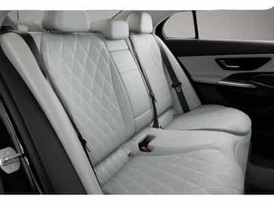 Mercedes 400 (2025) - Foto 7